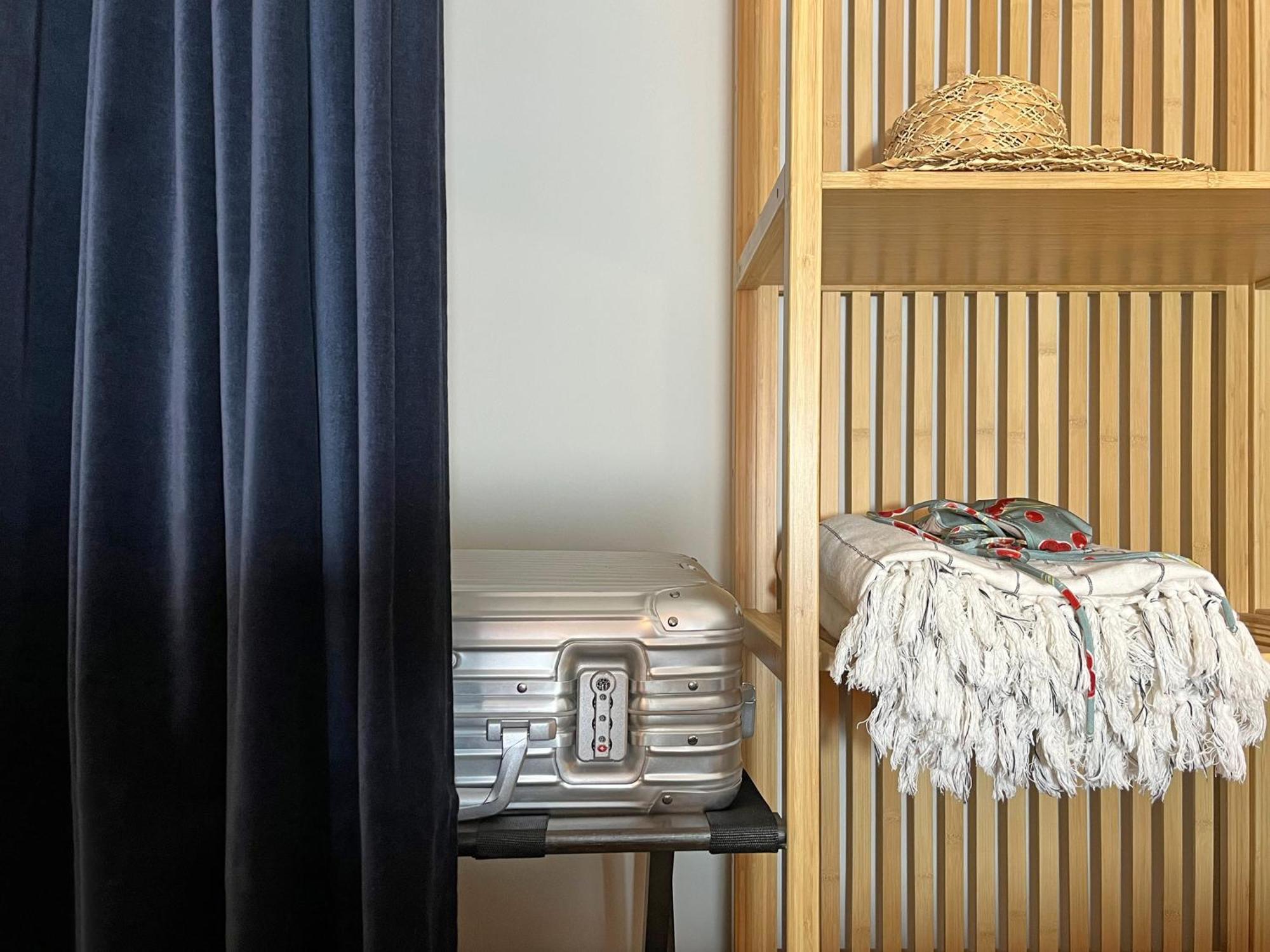 Nest With Private Garage Apartment *